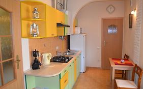 Near Citadel Apartment
